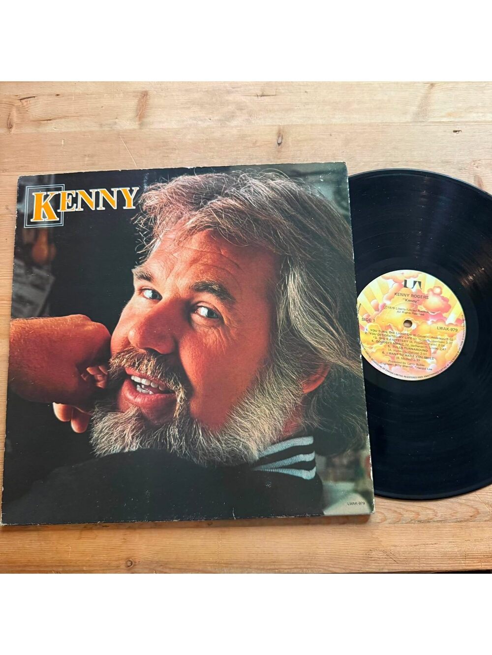 Kenny Rogers - Kenny 33rpm VG+ VR25